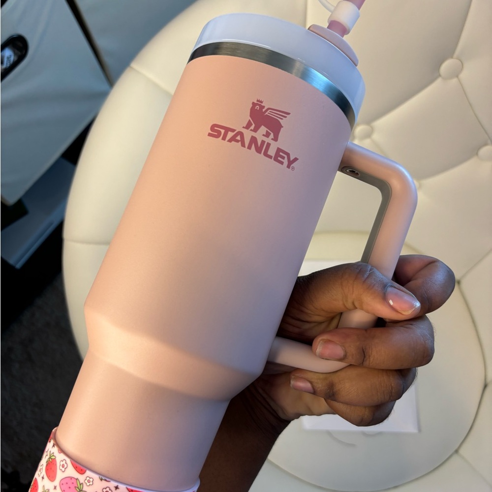 Pink Stanley - Picture 4 of 5